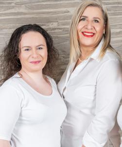 Janine Kunz und Andrea Neubauer